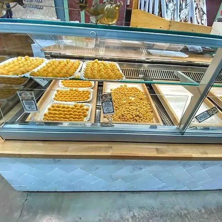 Bellavista , Bright And Stylish Two Bedroom In The Historic Center Daire *