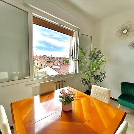 Bellavista , Bright And Stylish Two Bedroom In The Historic Center * Ravenna
