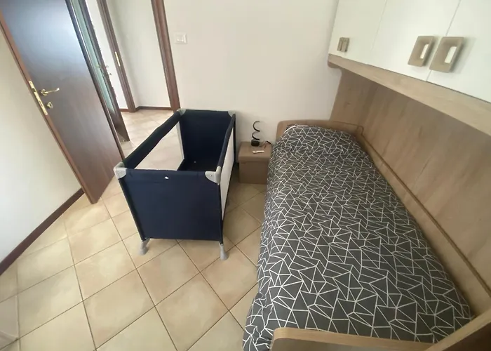 Bellavista , Bright And Stylish Two Bedroom In The Historic Center *