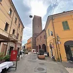 Bellavista , Bright And Stylish Two Bedroom In The Historic Center *