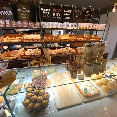 Bellavista , Bright And Stylish Two Bedroom In The Historic Center Appartamento Ravenna